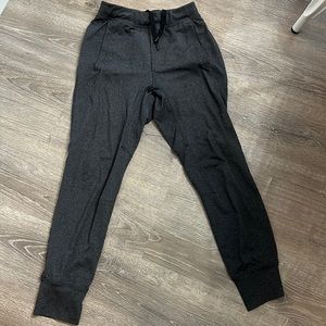 Lululemon - Men’s Joggers